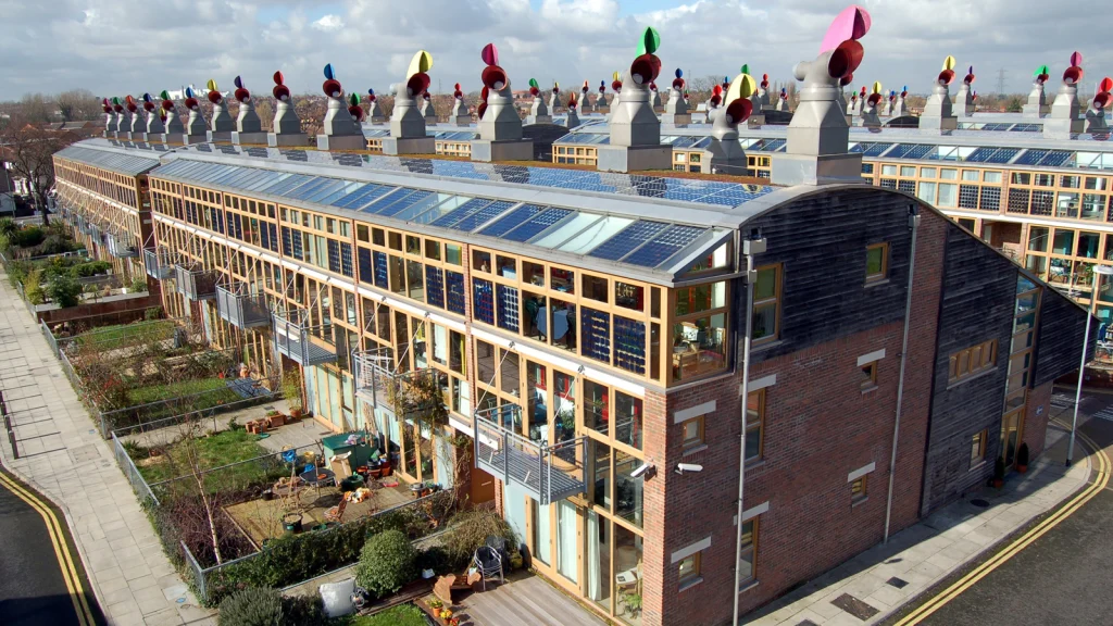 BedZED è un esempio di comunità eco-friendly in cui il BIM è stato utilizzato per pianificare e progettare una serie di edifici a zero emissioni.
